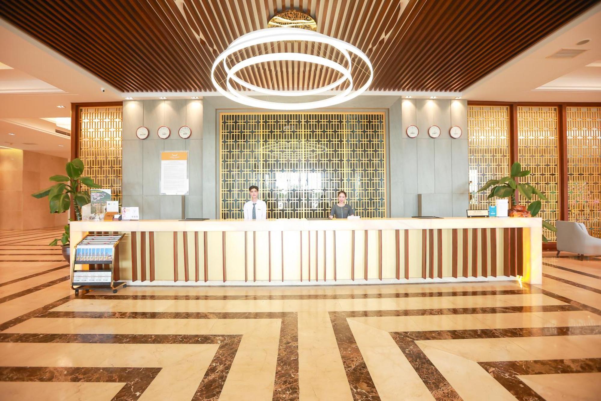 Muong Thanh Luxury Nhat Le Hotel Dong Hoi Kültér fotó