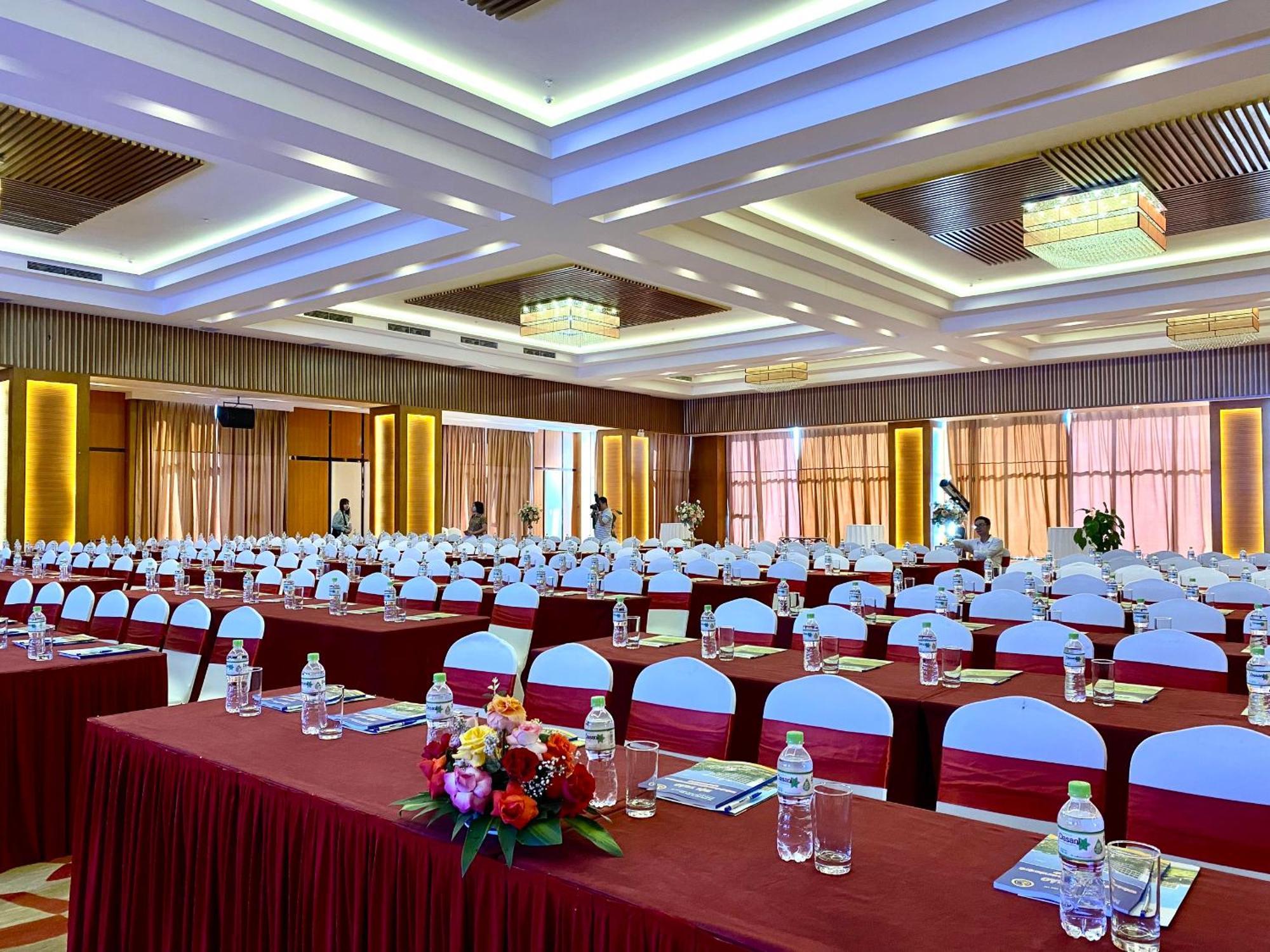 Muong Thanh Luxury Nhat Le Hotel Dong Hoi Kültér fotó