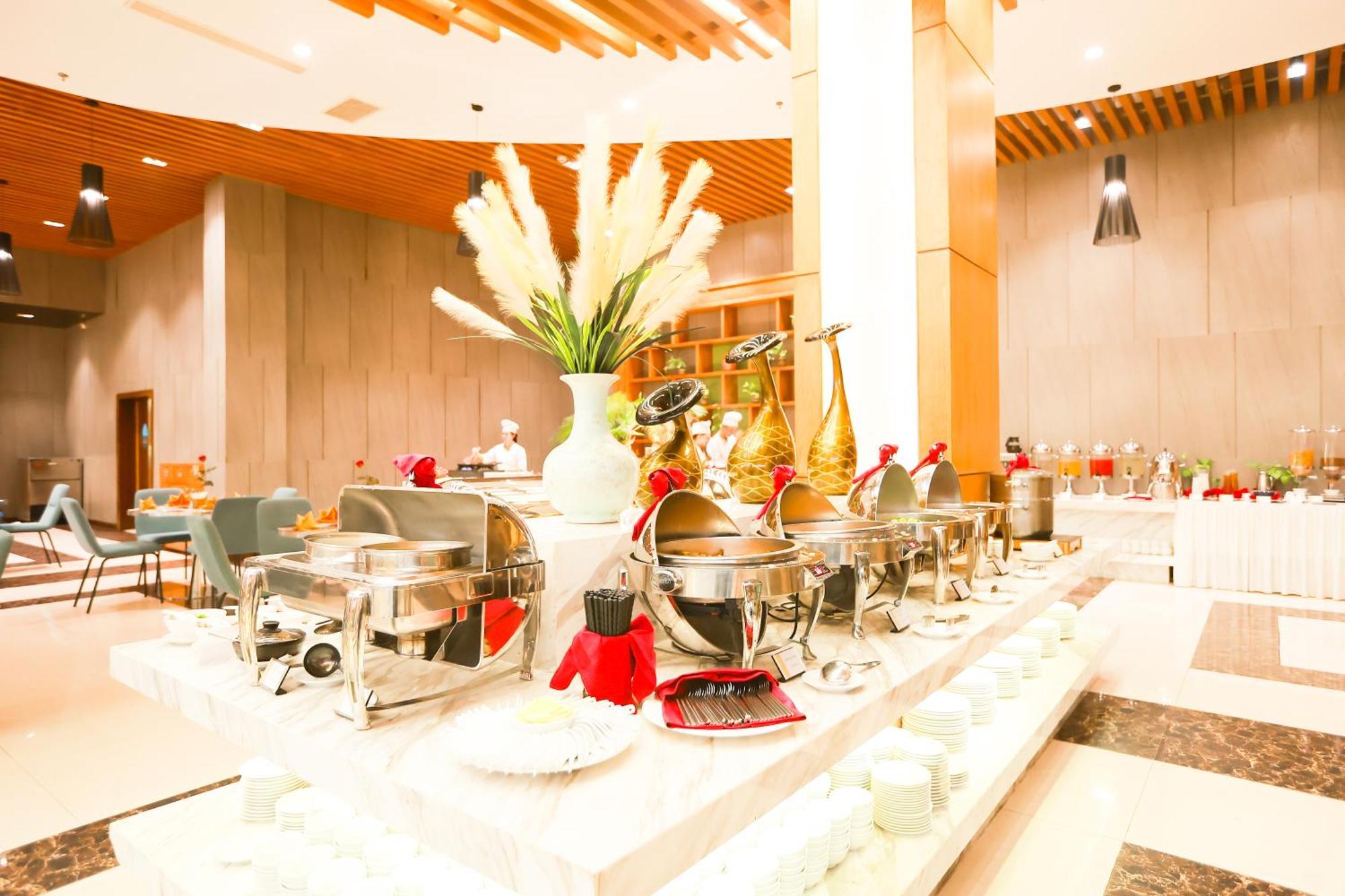 Muong Thanh Luxury Nhat Le Hotel Dong Hoi Kültér fotó