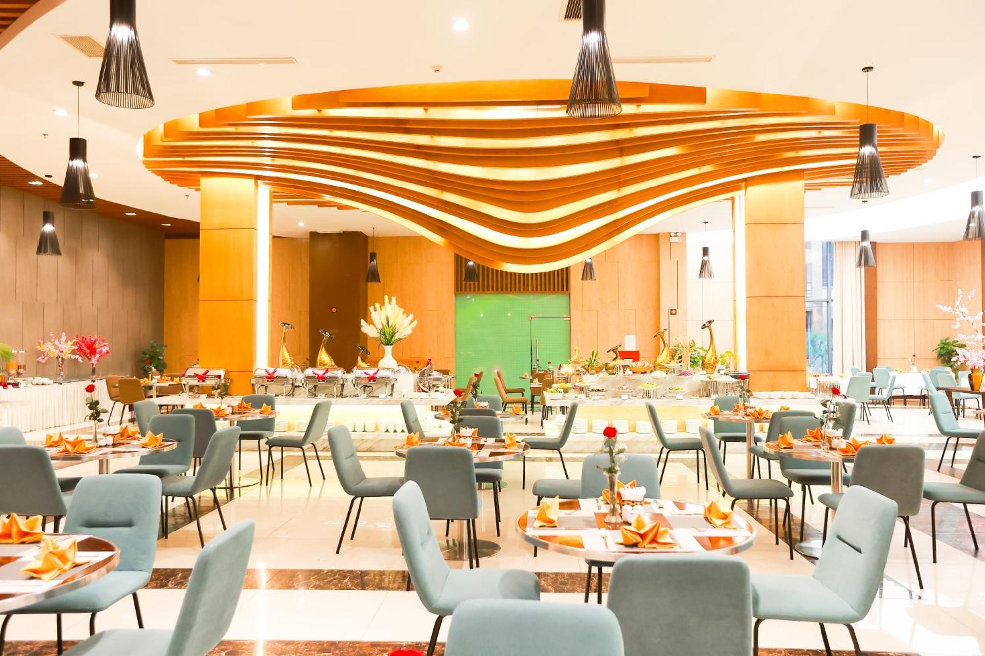 Muong Thanh Luxury Nhat Le Hotel Dong Hoi Kültér fotó
