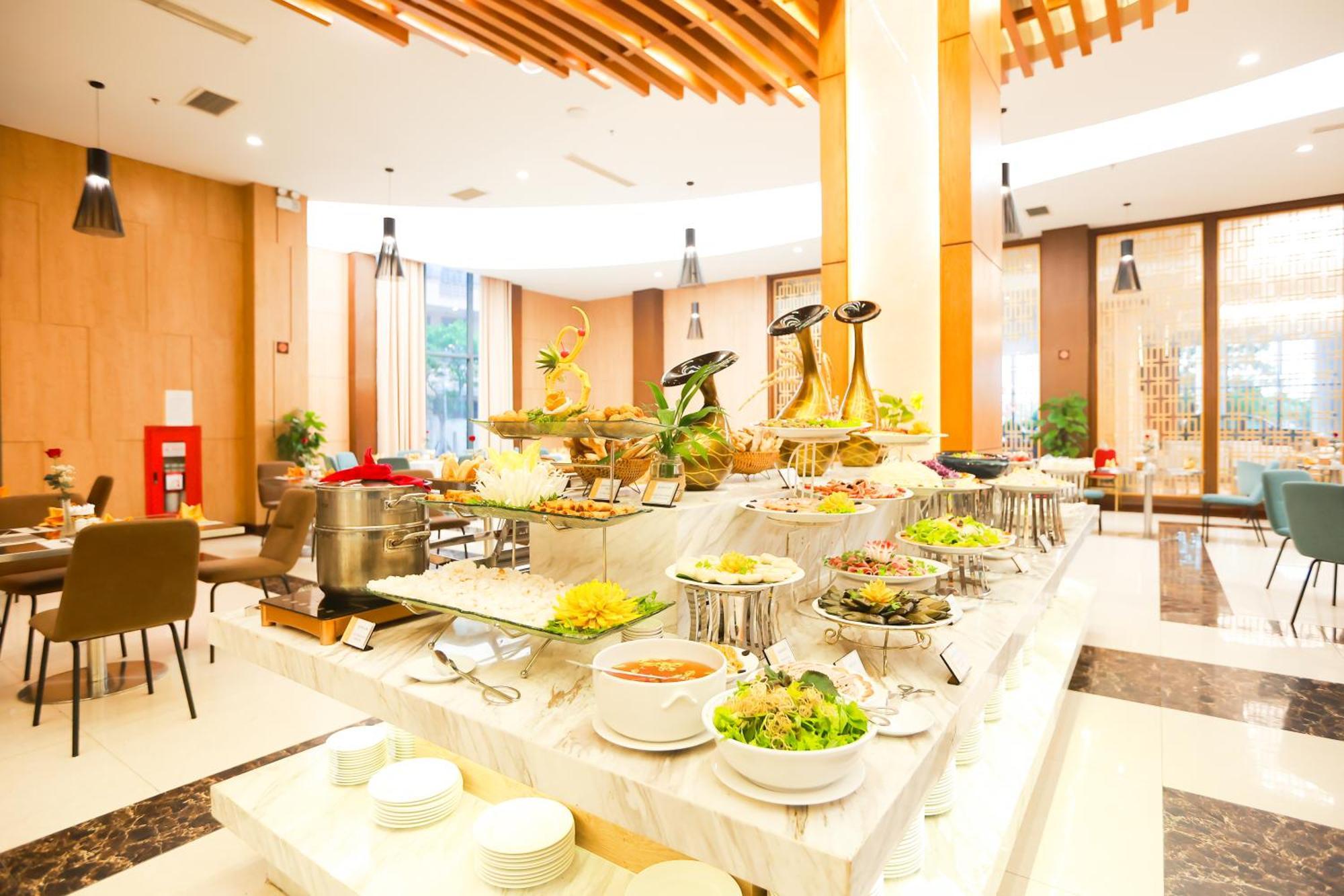 Muong Thanh Luxury Nhat Le Hotel Dong Hoi Kültér fotó