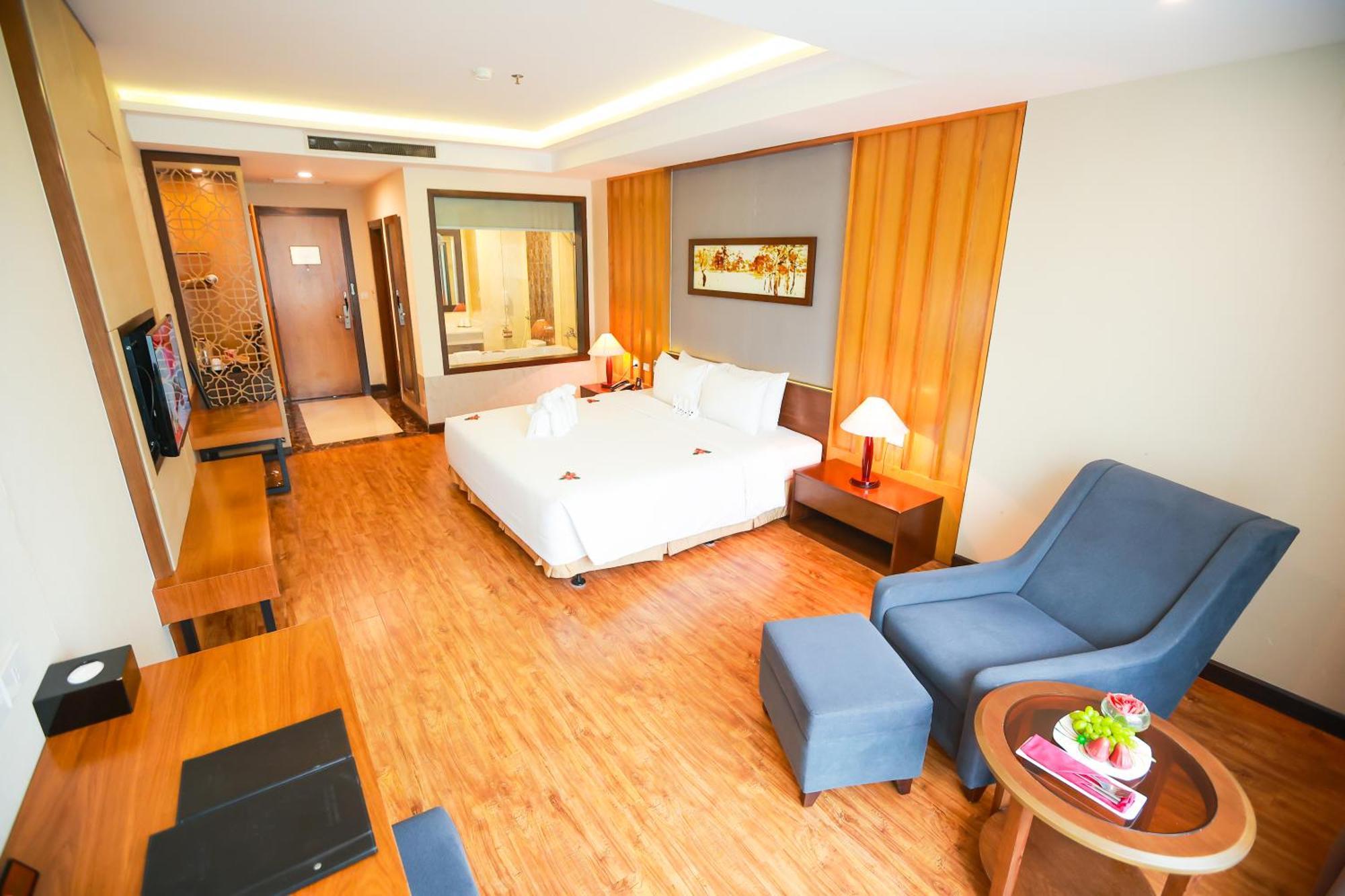 Muong Thanh Luxury Nhat Le Hotel Dong Hoi Kültér fotó