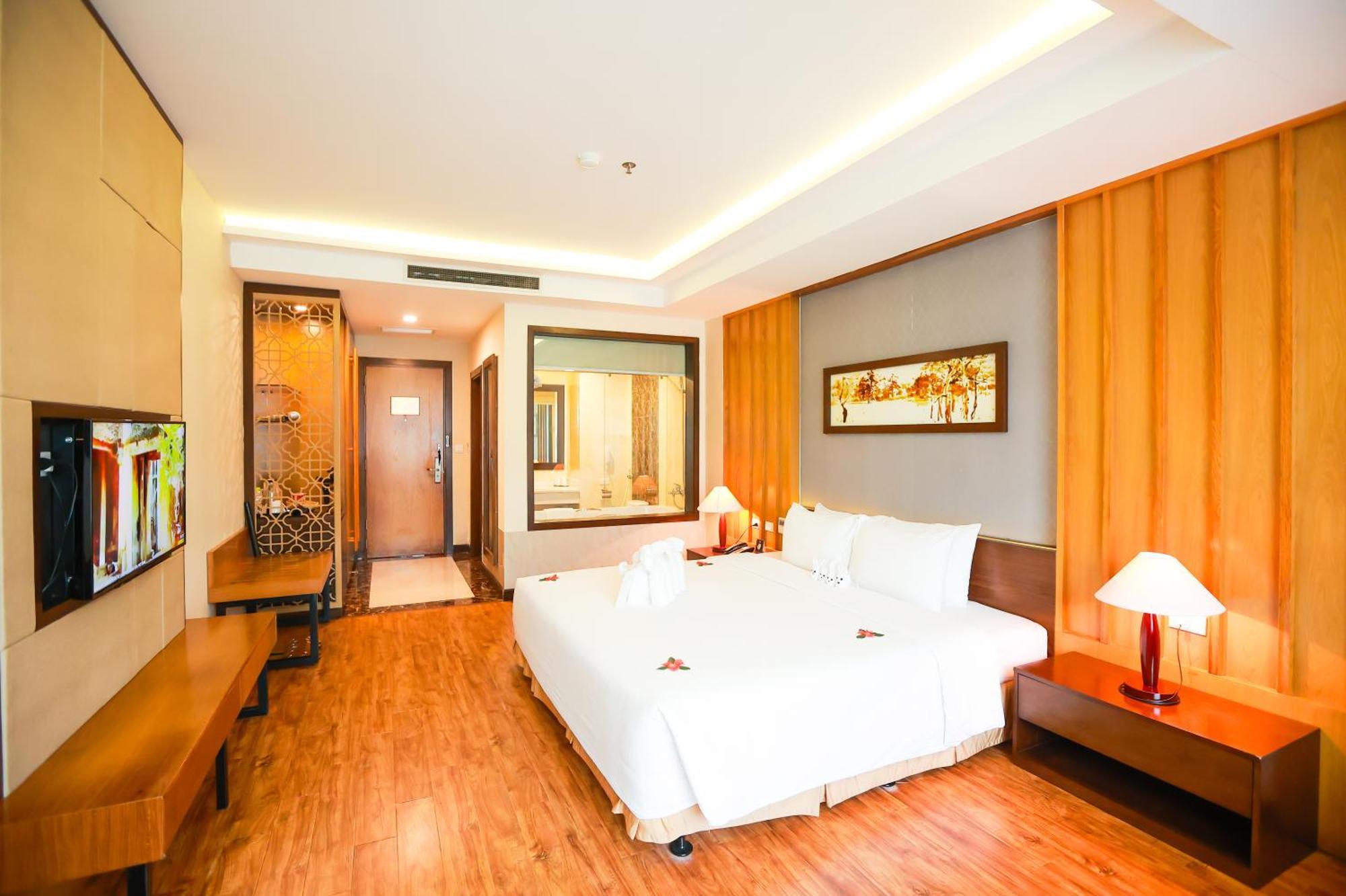 Muong Thanh Luxury Nhat Le Hotel Dong Hoi Kültér fotó