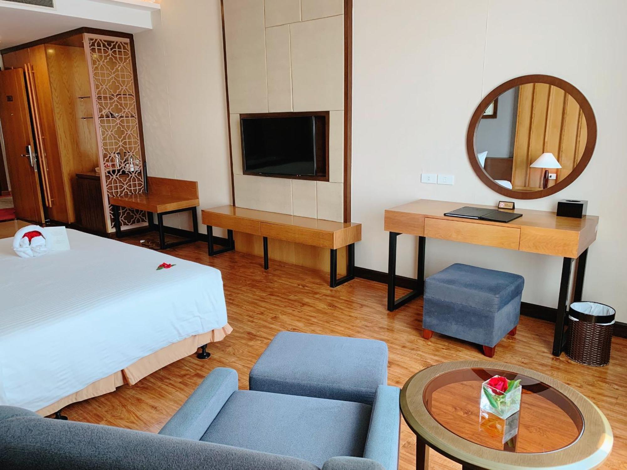 Muong Thanh Luxury Nhat Le Hotel Dong Hoi Kültér fotó