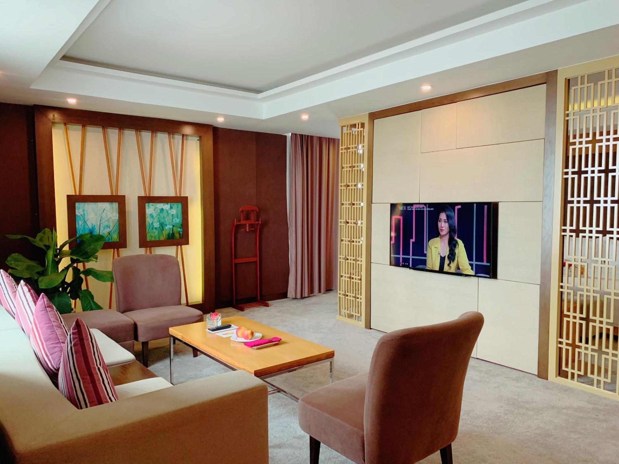 Muong Thanh Luxury Nhat Le Hotel Dong Hoi Kültér fotó